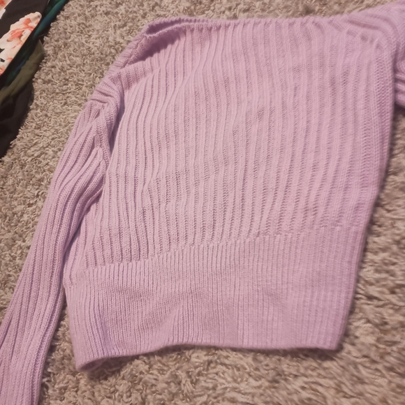Medium Ribbed Off-Shoulder Sweater - Picture 5 of 7
